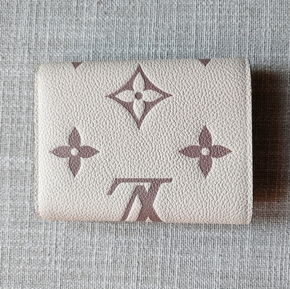SOLD. Louis Vuitton Bicolor Empreinte Compact Wallet - Picture 2 of 10